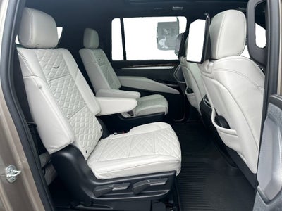 2025 Cadillac Escalade ESV Premium Luxury Platinum
