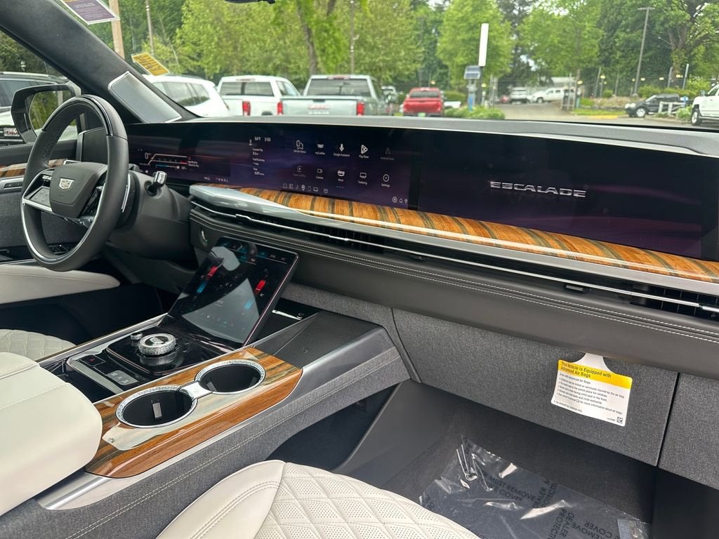 2025 Cadillac Escalade ESV Premium Luxury Platinum