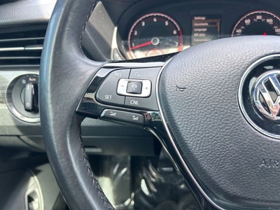 2021 Volkswagen Passat 2.0T R-Line