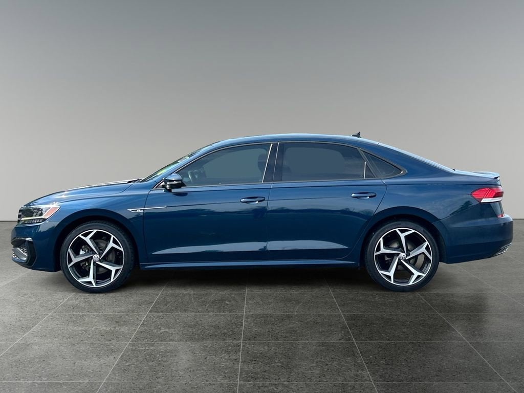 2021 Volkswagen Passat 2.0T R-Line