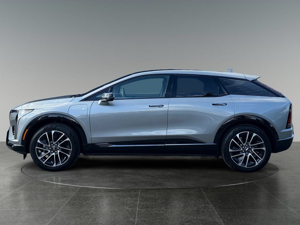 2025 Cadillac OPTIQ Sport 2