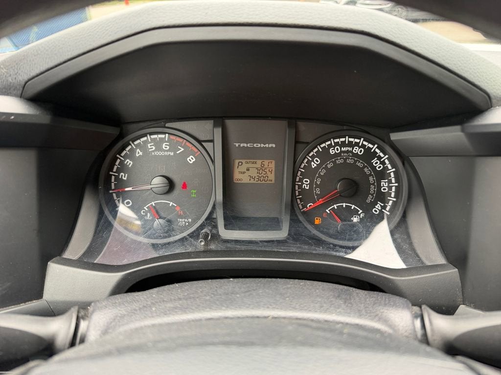 2017 Toyota Tacoma SR V6