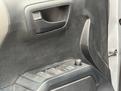 2017 Toyota Tacoma SR V6
