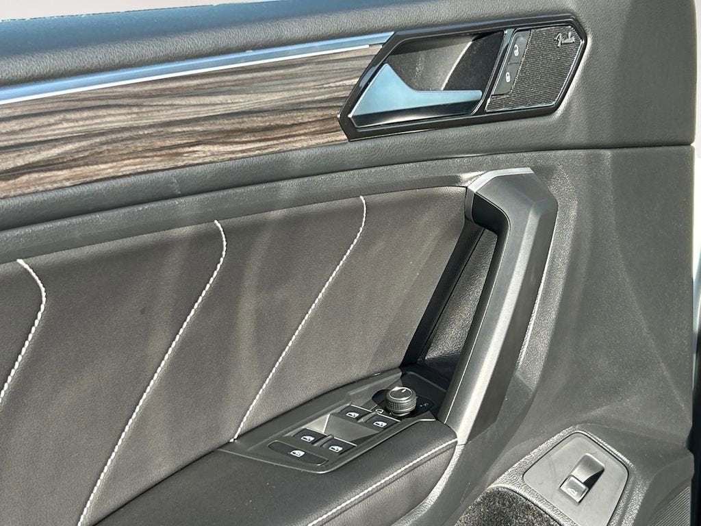 2024 Volkswagen Tiguan SEL R-Line