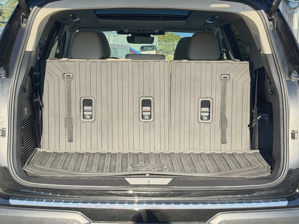 2023 Subaru Ascent Limited 8-Passenger