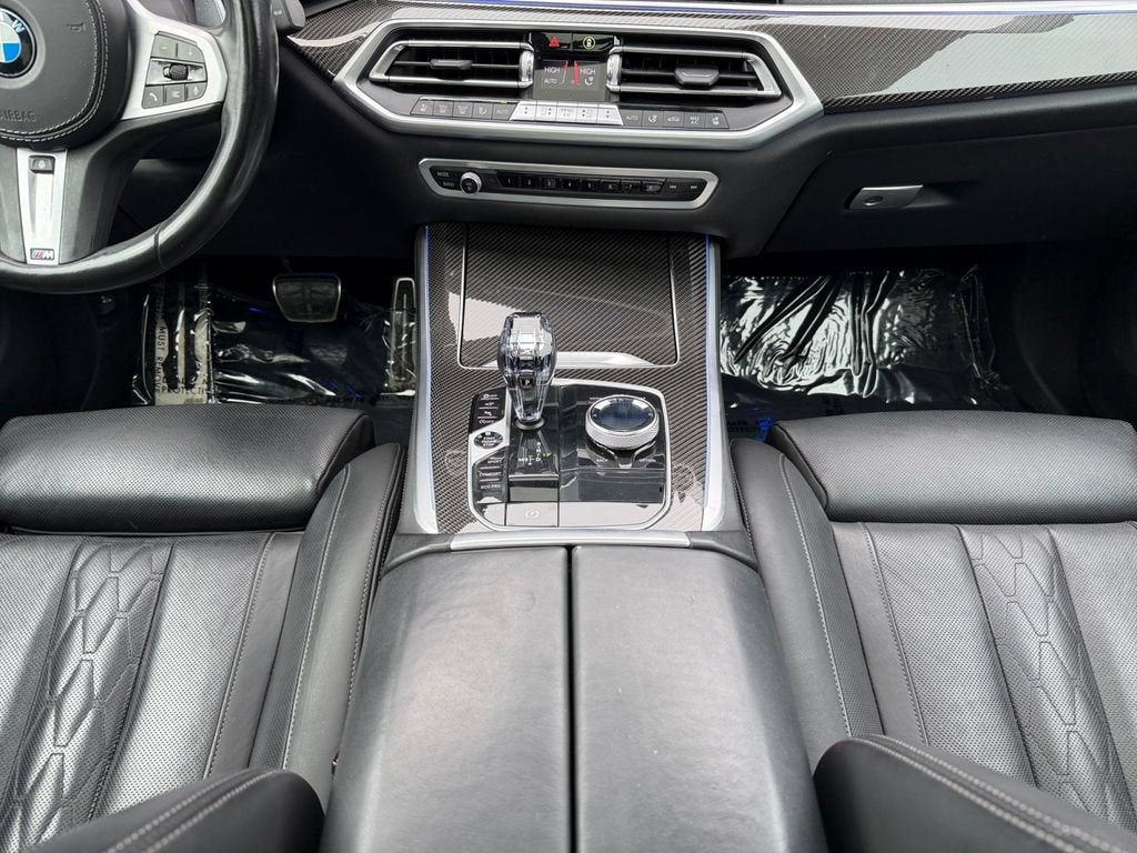 2022 BMW X5 M50i