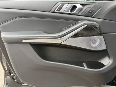 2022 BMW X5 M50i