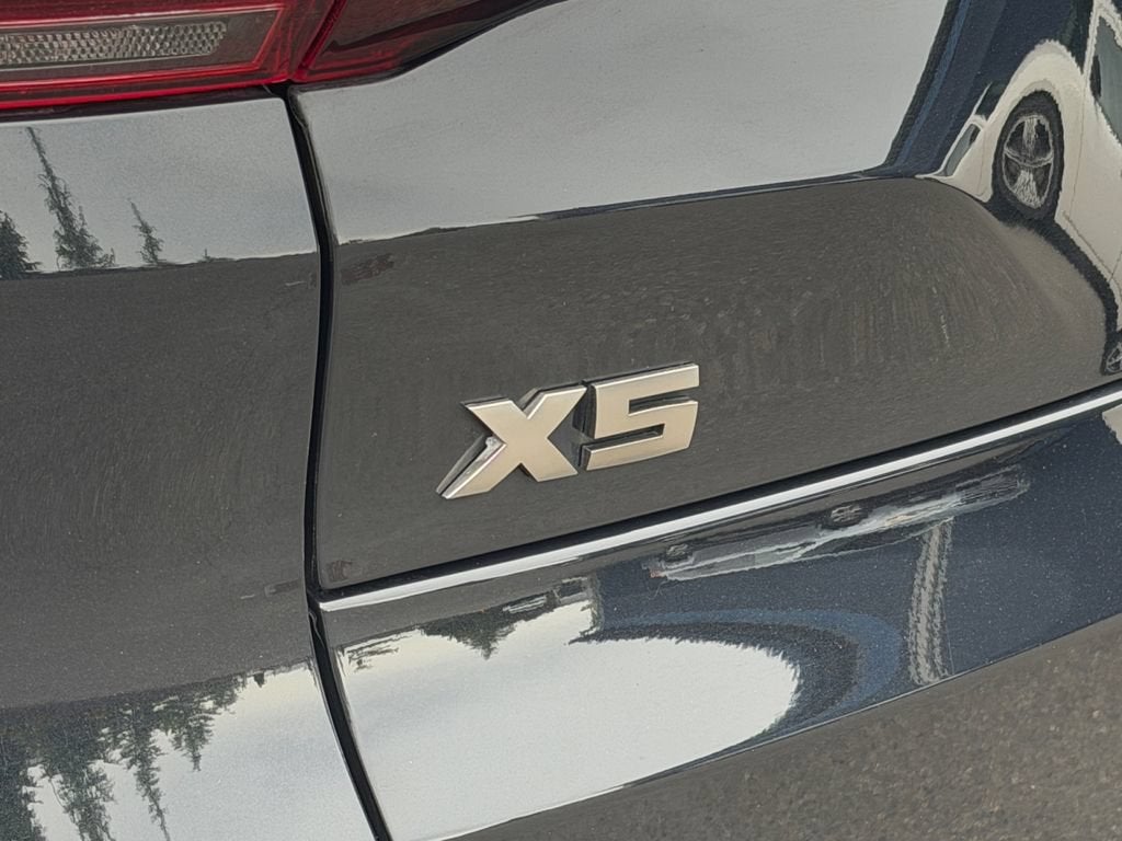 2022 BMW X5 M50i